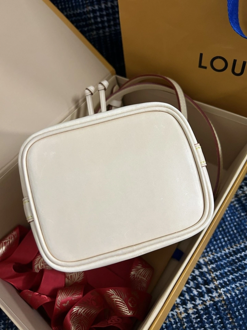 LV Bucket Bags 4365I-0575