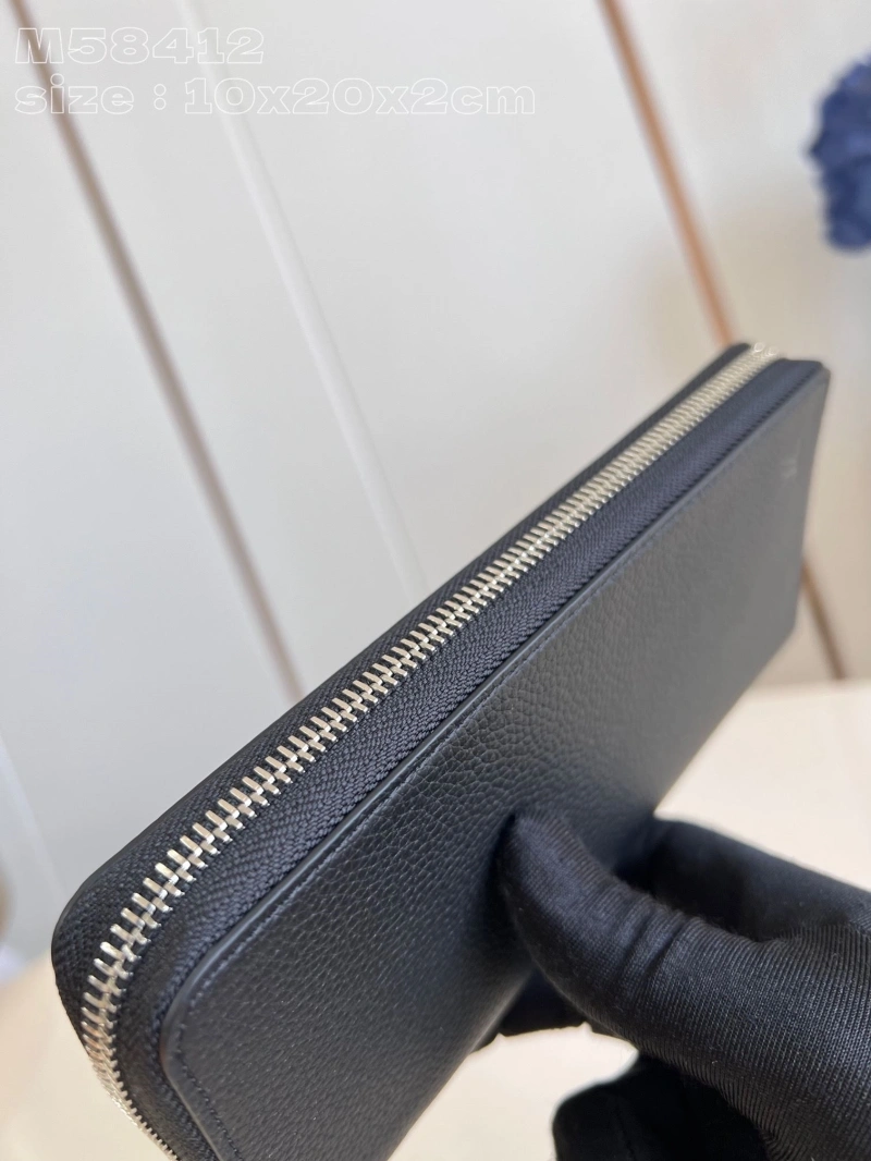 LV Wallets 4365I-0704