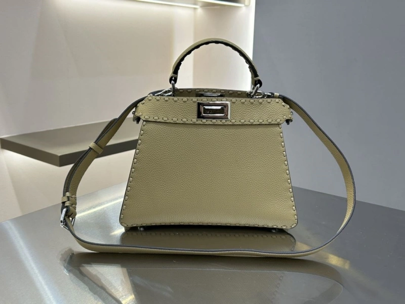 Fendi Top Handle Bags 4370-0002
