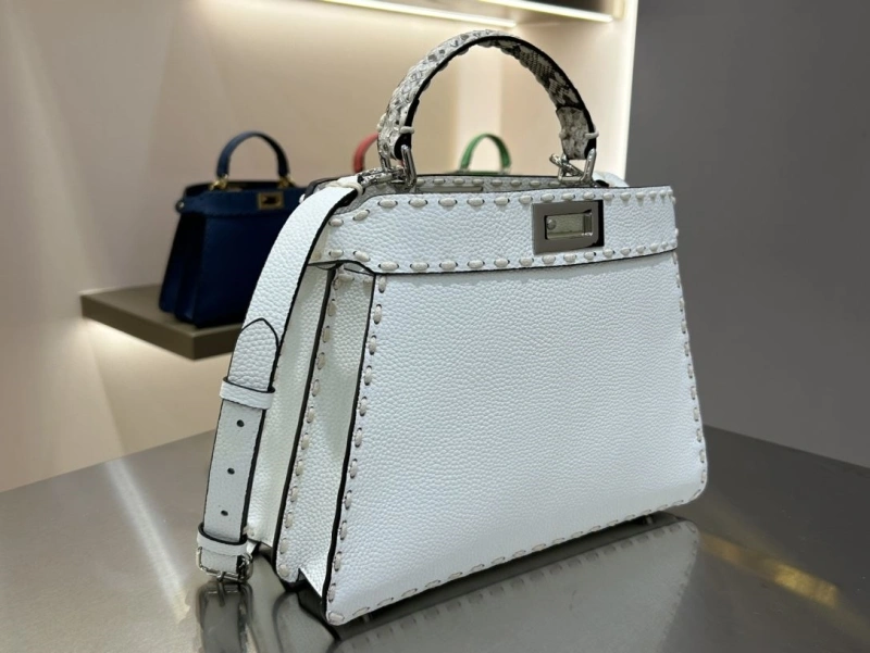 F**di top handle bags 4370-0004