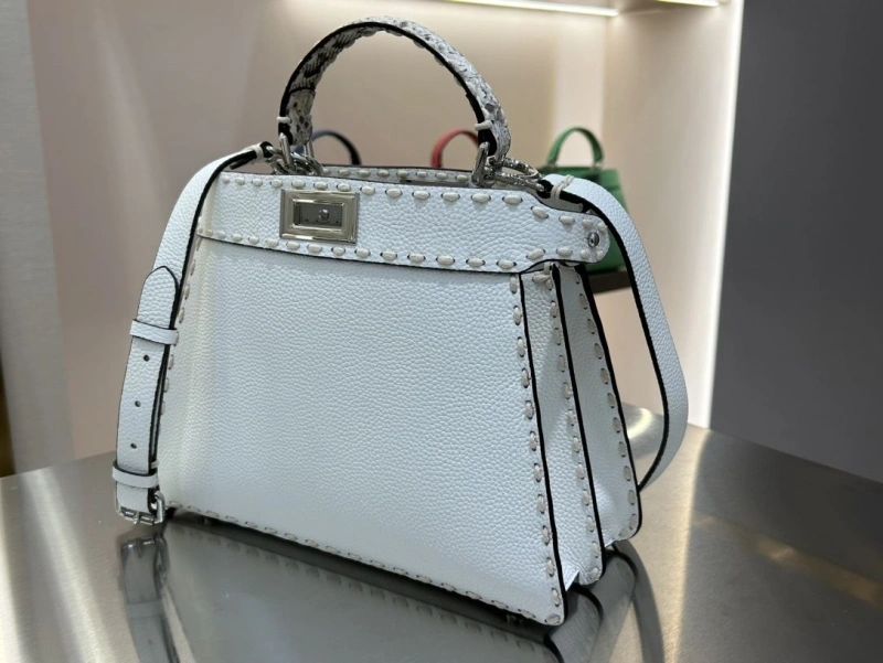 F**di top handle bags 4370-0004