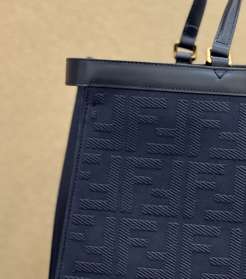 Fendi Shopping Bags 4370-0010