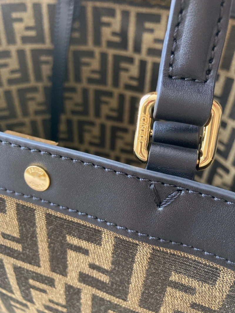 Fendi Shopping Bags 4370-0012