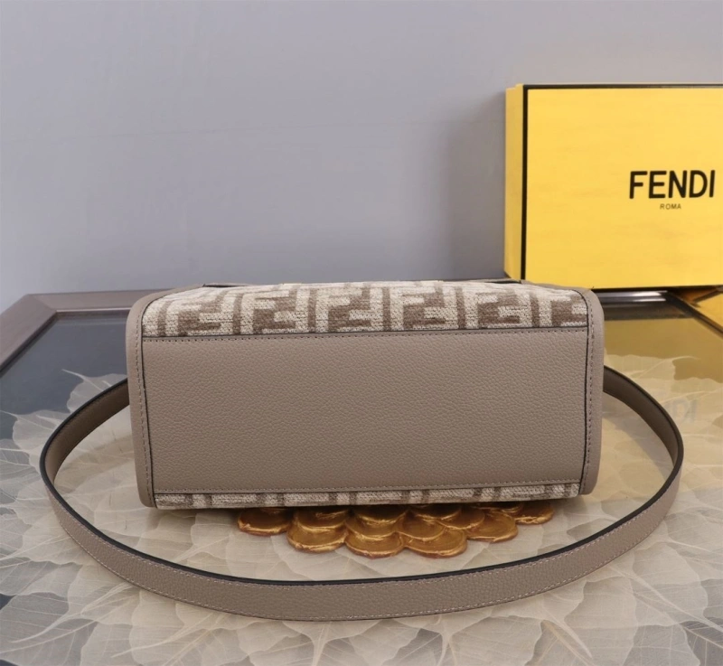 Fendi Shopping Bags 4370-0021