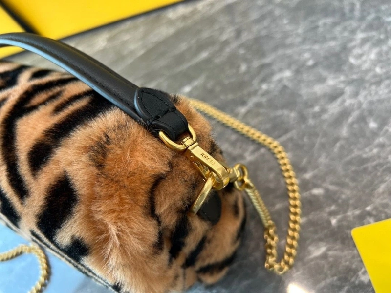 Fendi Satchel Bags 4370-0037