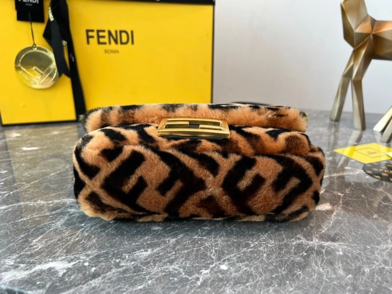 Fendi Satchel Bags 4370-0037