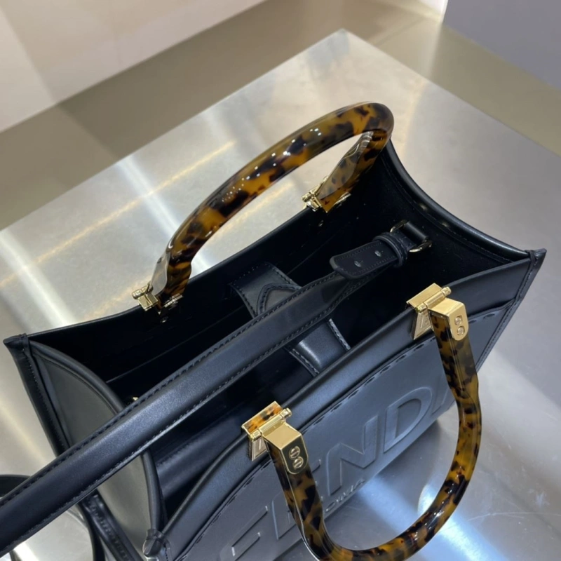 Fendi Shopping Bags 4370-0040