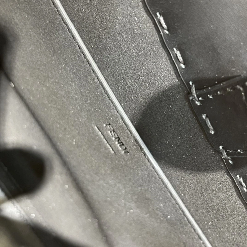 Fendi Shopping Bags 4370-0040