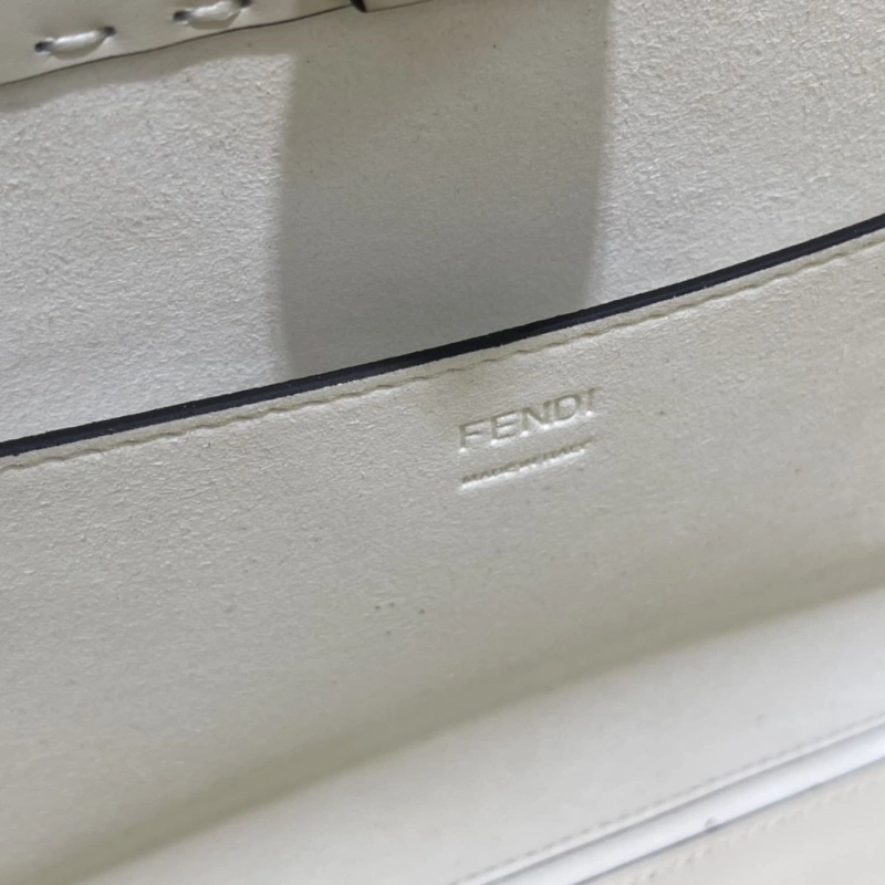 Fendi Shopping Bags 4370-0043