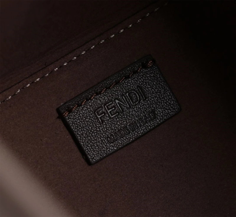 Fendi Shopping Bags 4370-0052