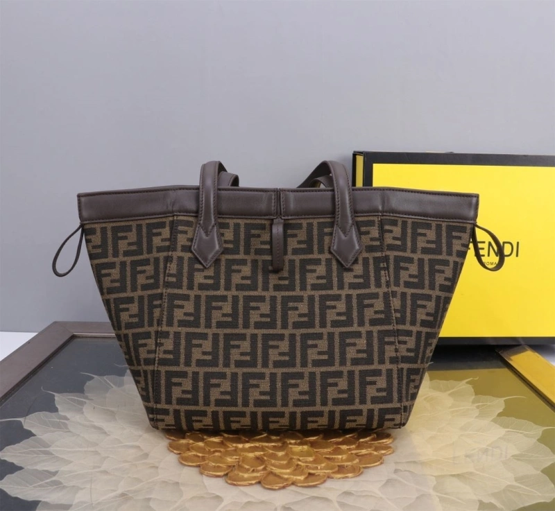 Fendi Shopping Bags 4370-0053