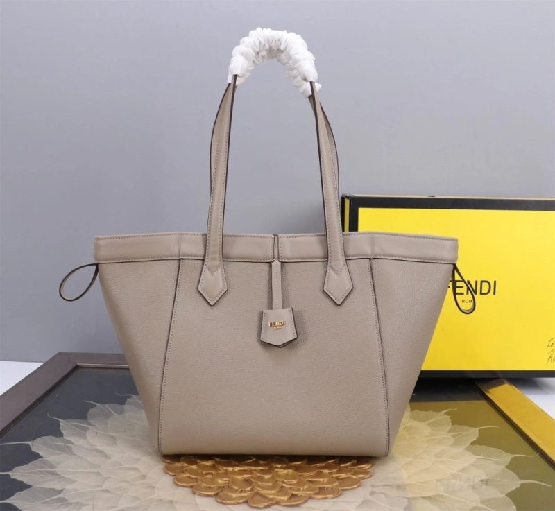 Fendi Shopping Bags 4370-0054
