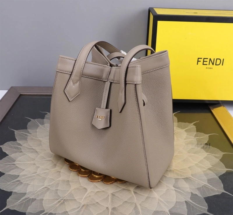 Fendi Shopping Bags 4370-0054