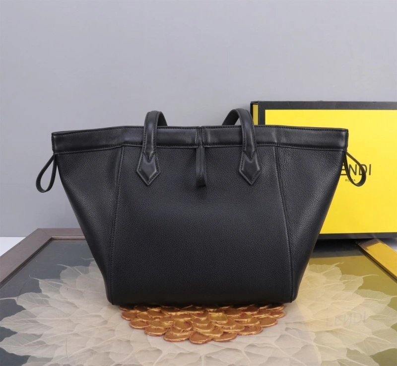 Fendi Shopping Bags 4370-0055