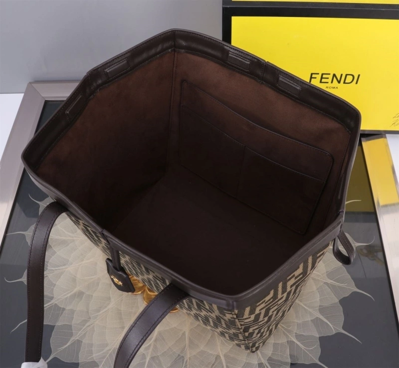 Fendi Shopping Bags 4370-0056