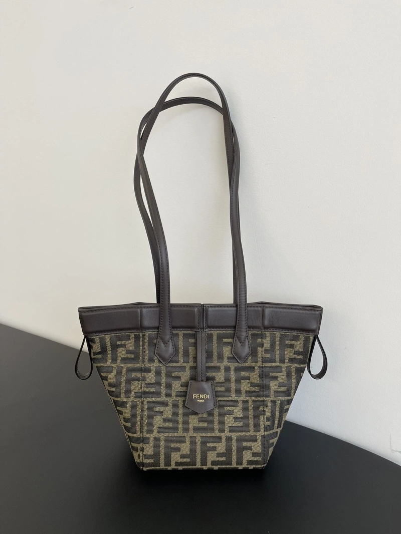 Fendi Shopping Bags 4370-0068