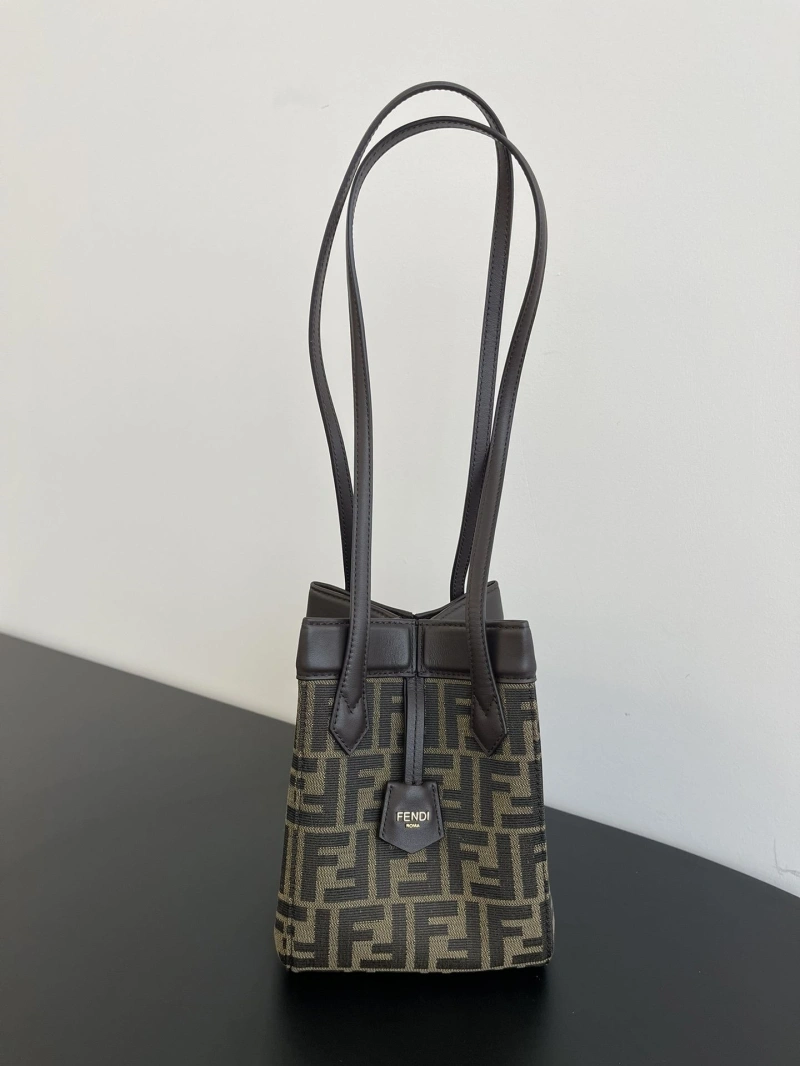 Fendi Shopping Bags 4370-0068