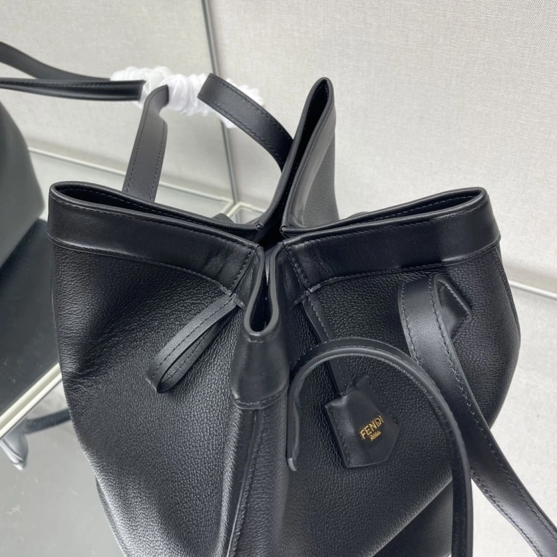 Fendi Shopping Bags 4370-0070