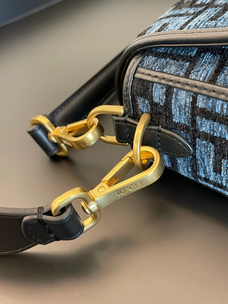 Fendi Satchel Bags 4370-0089