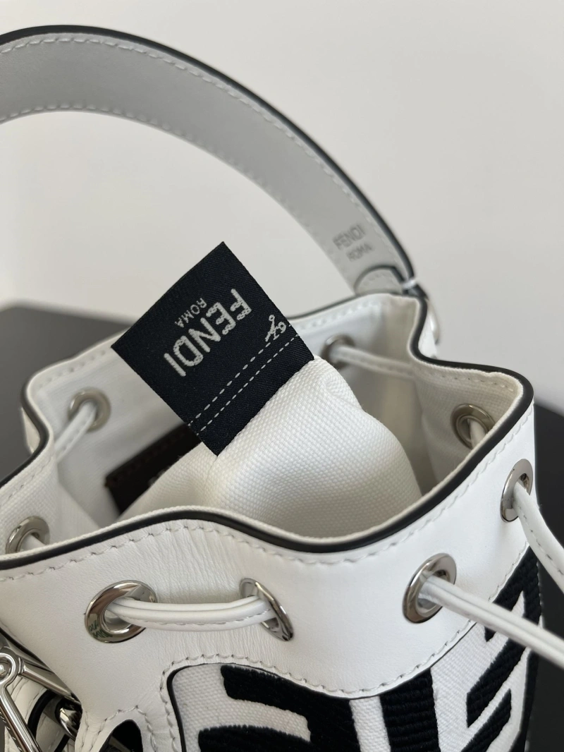 Fendi Bucket Bags 4370-0122