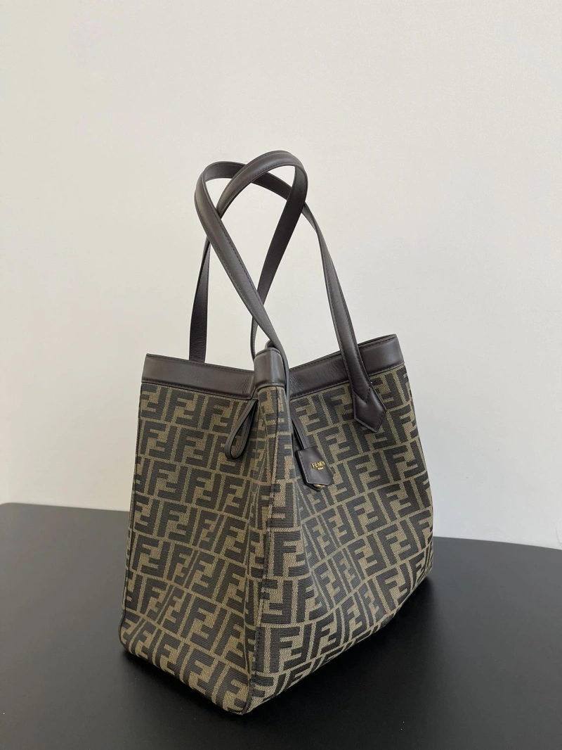 Fendi Shopping Bags 4370-0128