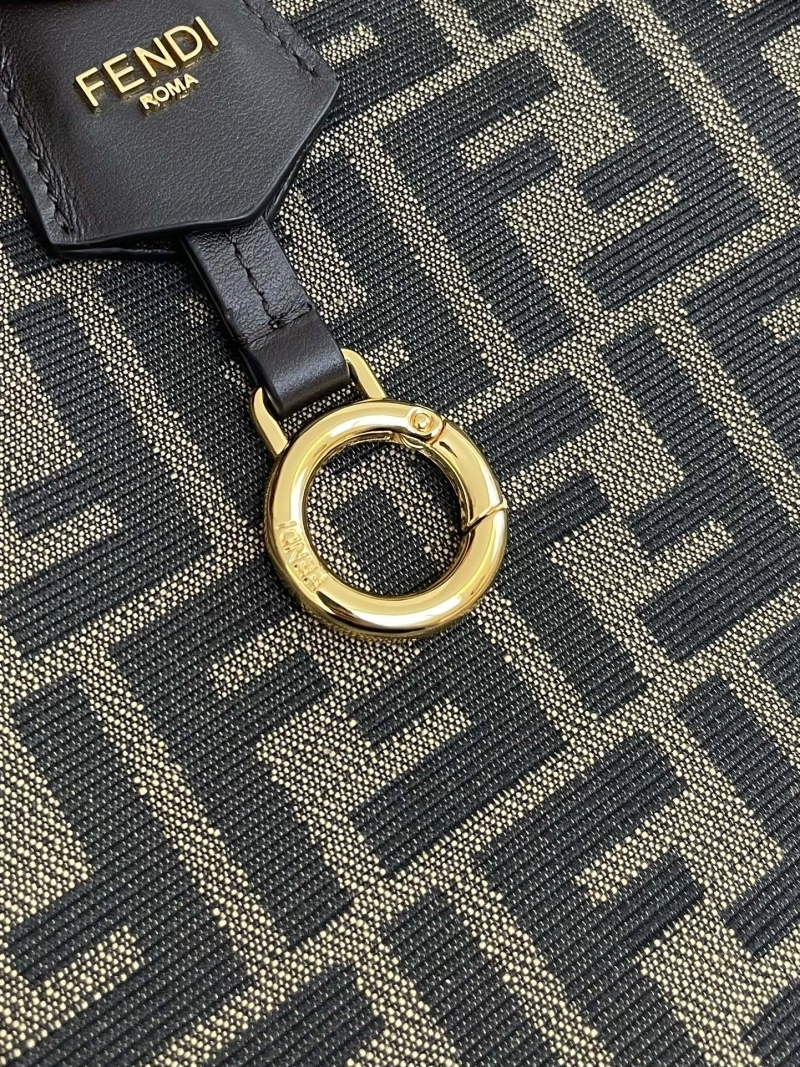 Fendi Shopping Bags 4370-0128