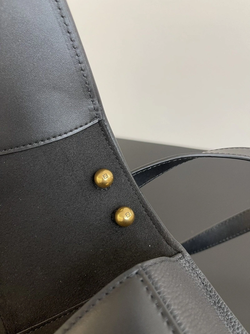 Fendi Satchel Bags 4370-0148