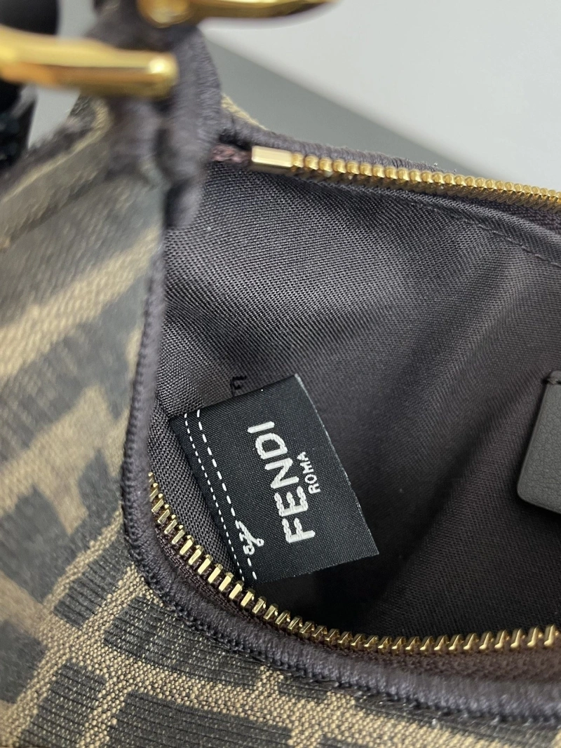 Fendi Satchel Bags 4370-0152