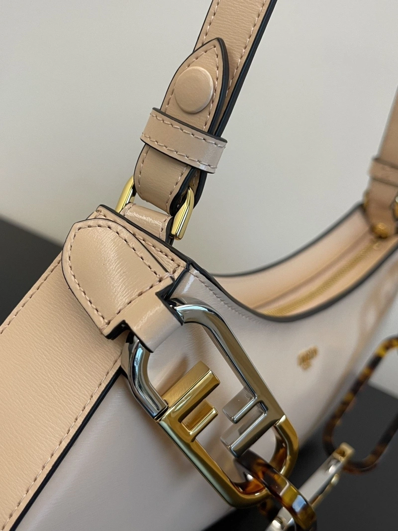 Fendi Top Handle Bags 4370-0181