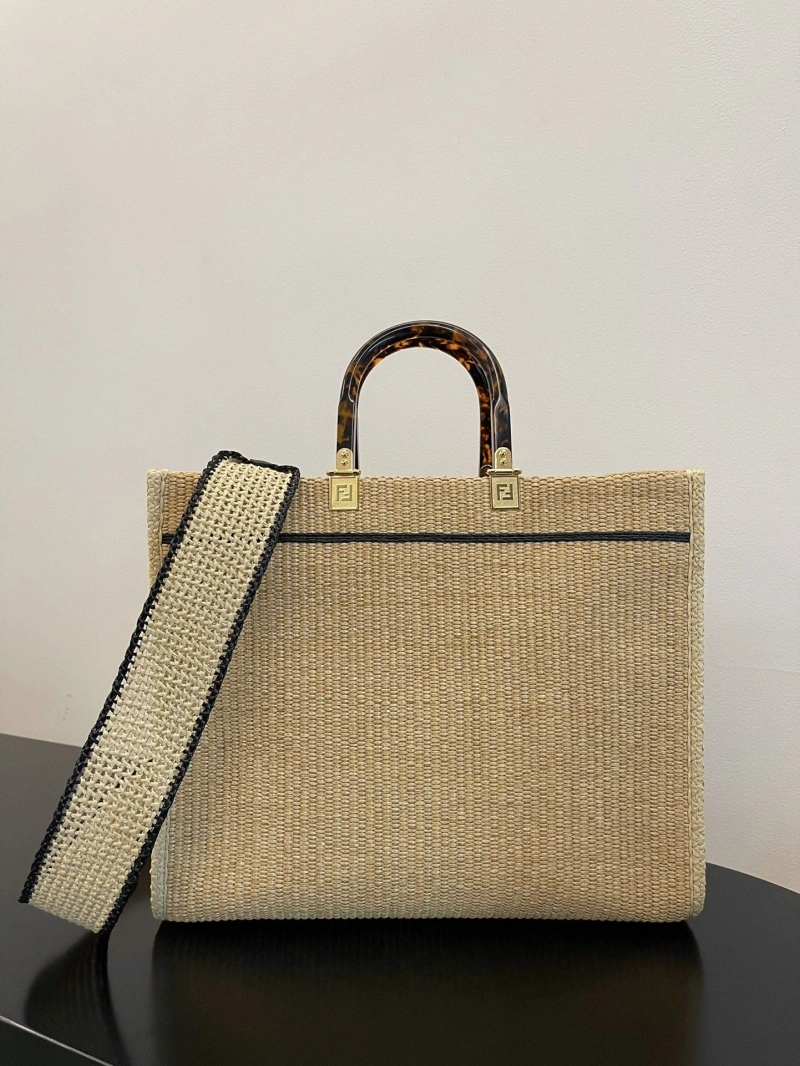 Fendi Shopping Bags 4370-0226