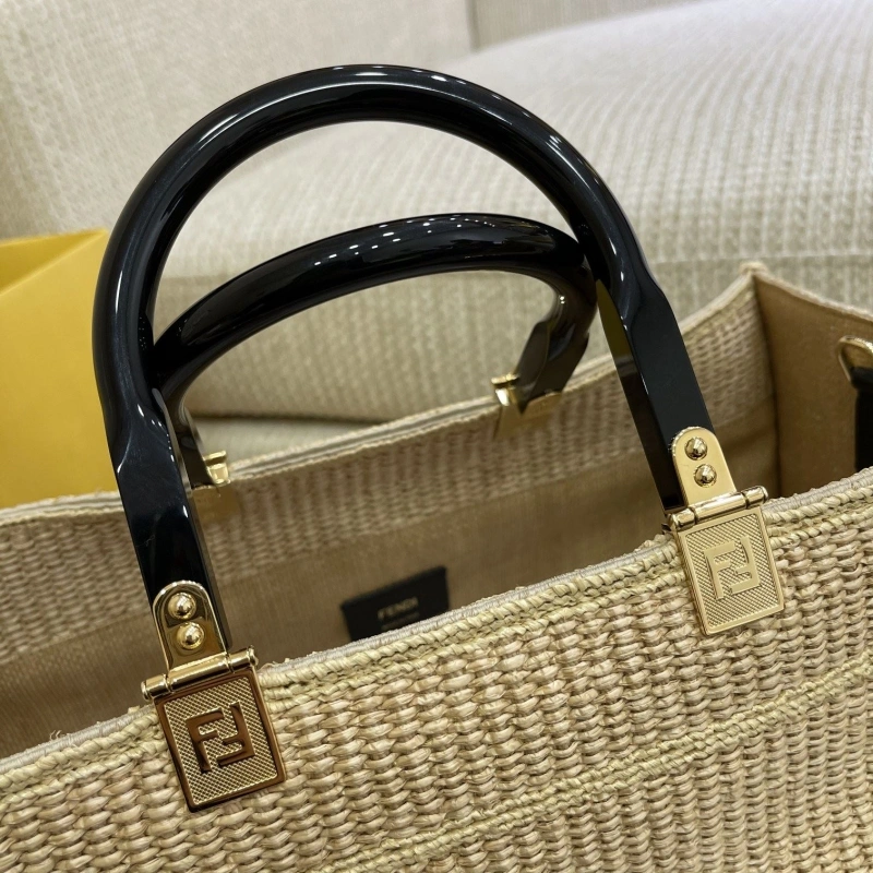 Fendi Shopping Bags 4370-0227