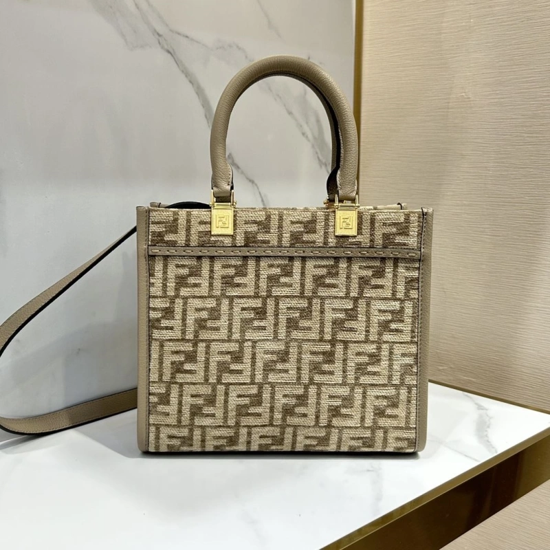 Fendi Shopping Bags 4370-0263