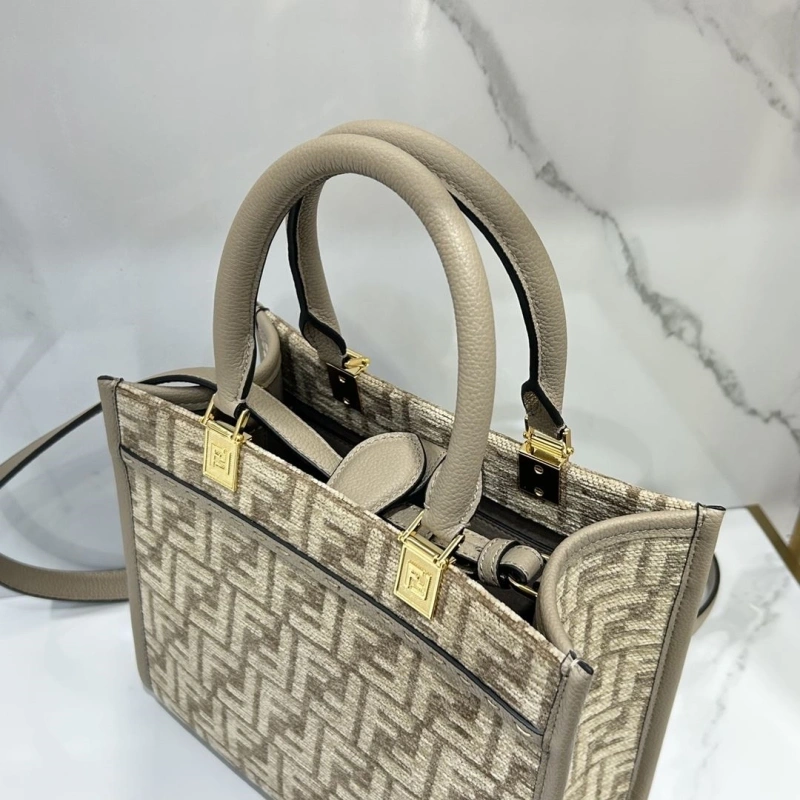 Fendi Shopping Bags 4370-0263