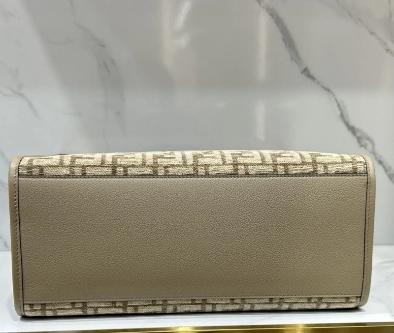 Fendi Shopping Bags 4370-0264