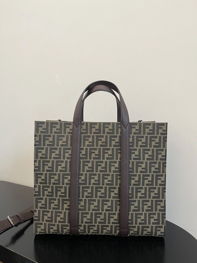 Fendi Shopping Bags 4370-0287