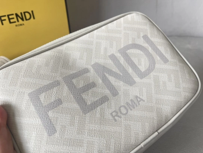 Fendi Clutch Bags 4370-0293