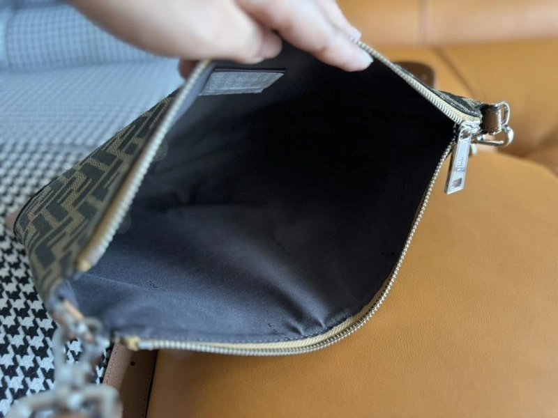 Fendi Satchel Bags 4370-0303