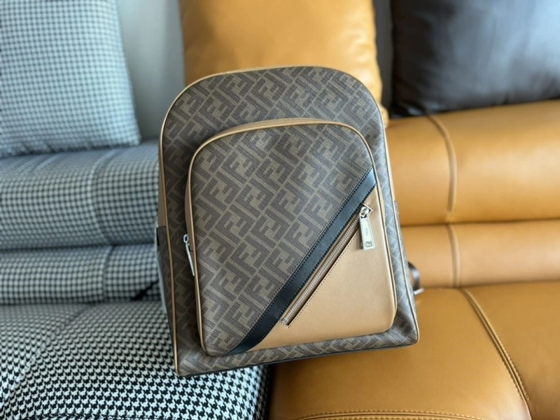 Fendi Backpacks 4370-0305