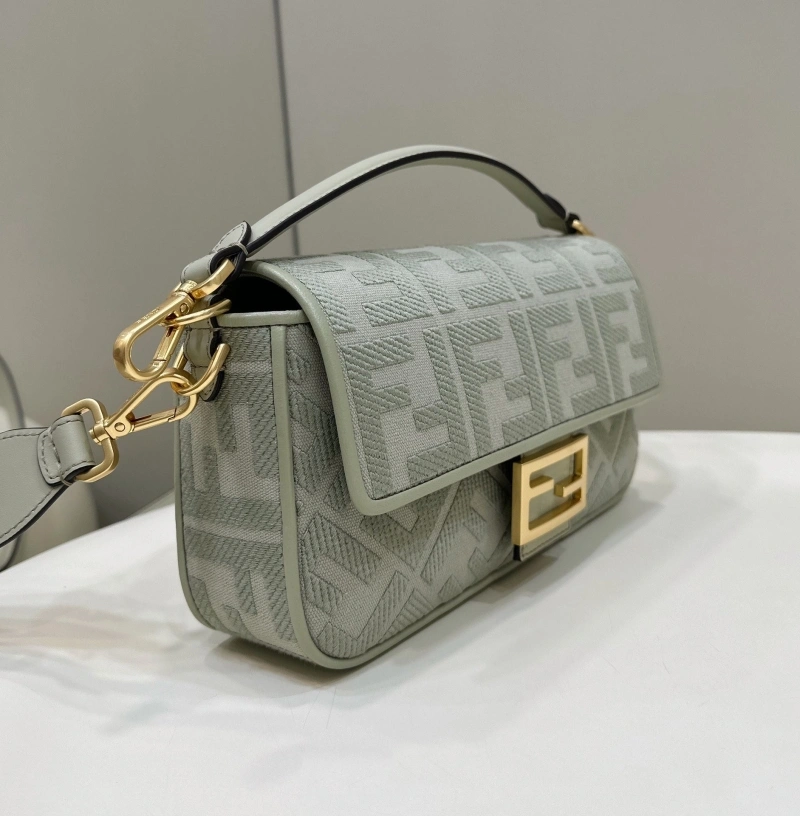 Fendi Satchel Bags 4370-0319