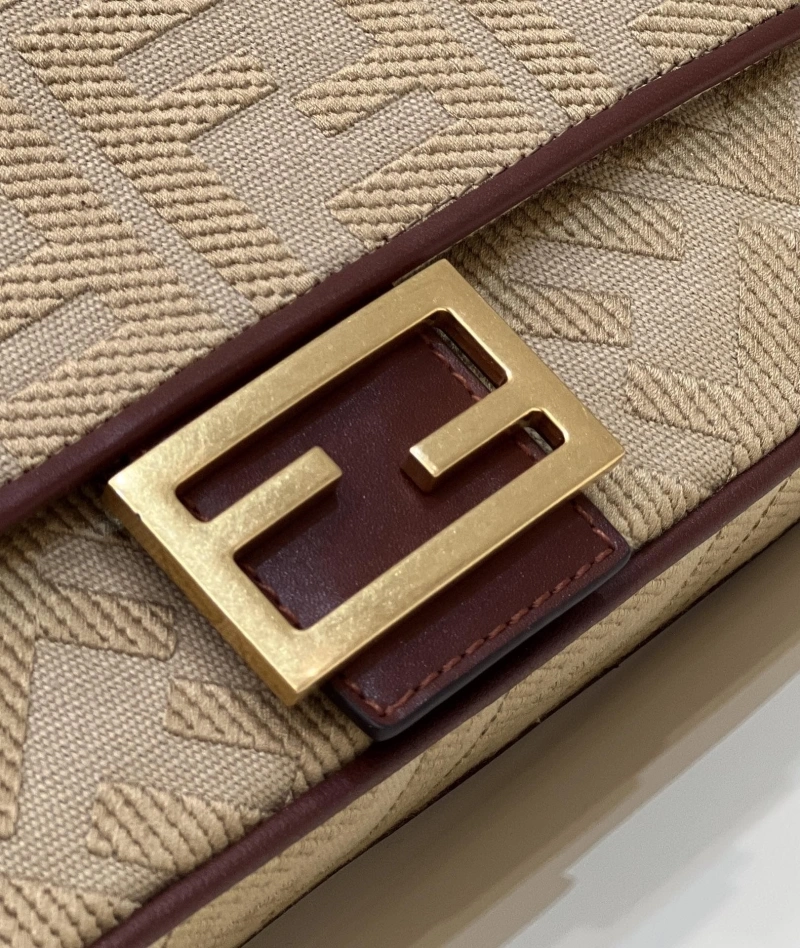 Fendi Baguette Bags 4370-0323