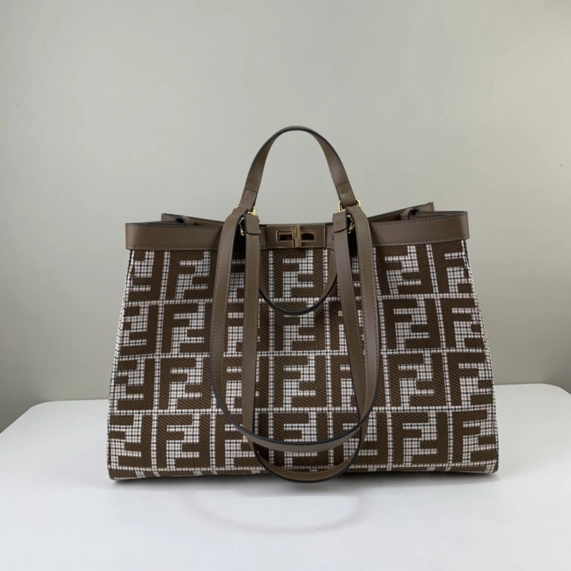 Fendi Shopping Bags 4370-0332