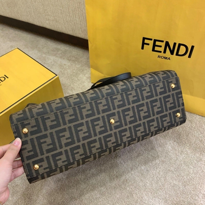 Fendi Shopping Bags 4370-0335