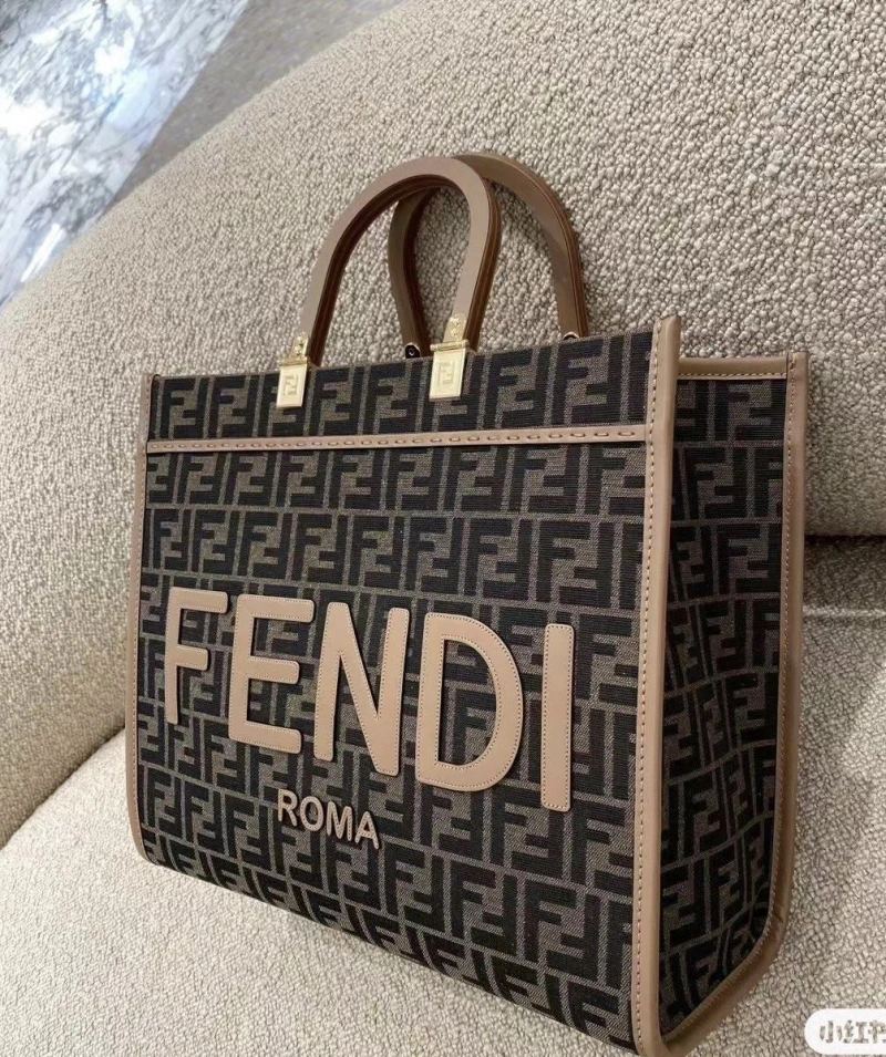 Fendi Shopping Bags 4370-0357