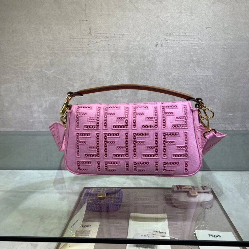 Fendi Baguette Bags 4370-0365