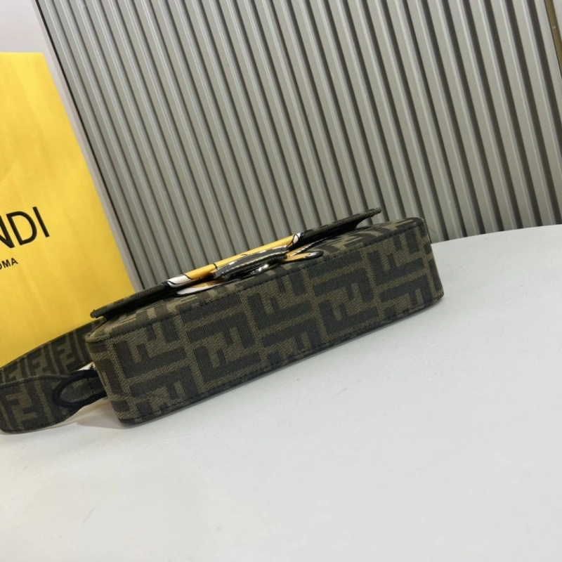 Fendi Baguette Bags 4370-0369