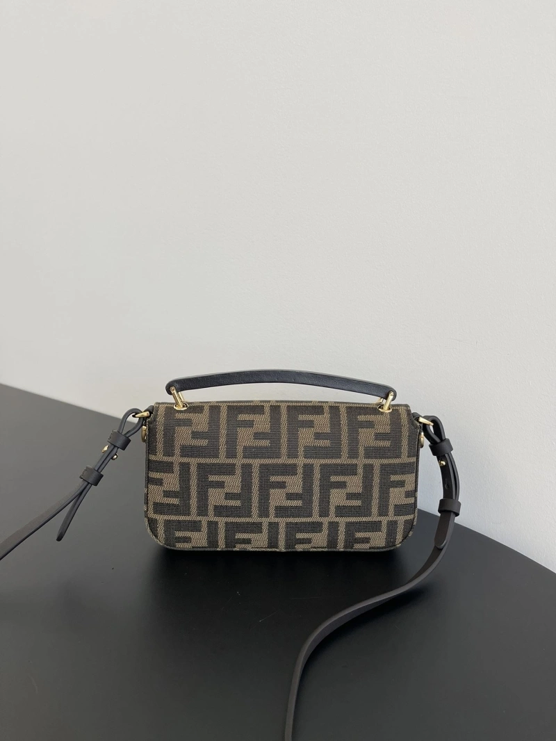 Fendi Satchel Bags 4370-0378