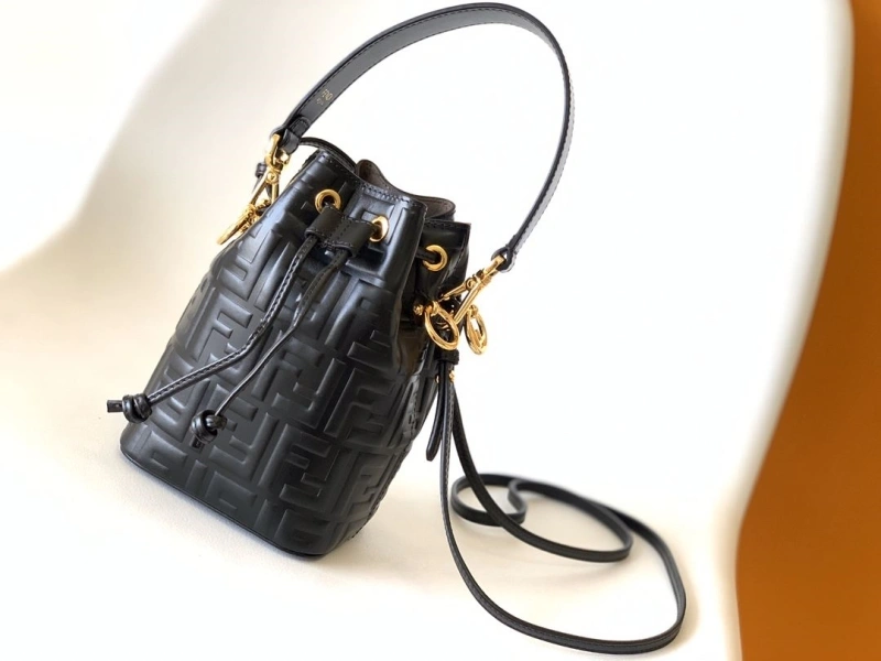 Fendi Bucket Bags 4370-0386