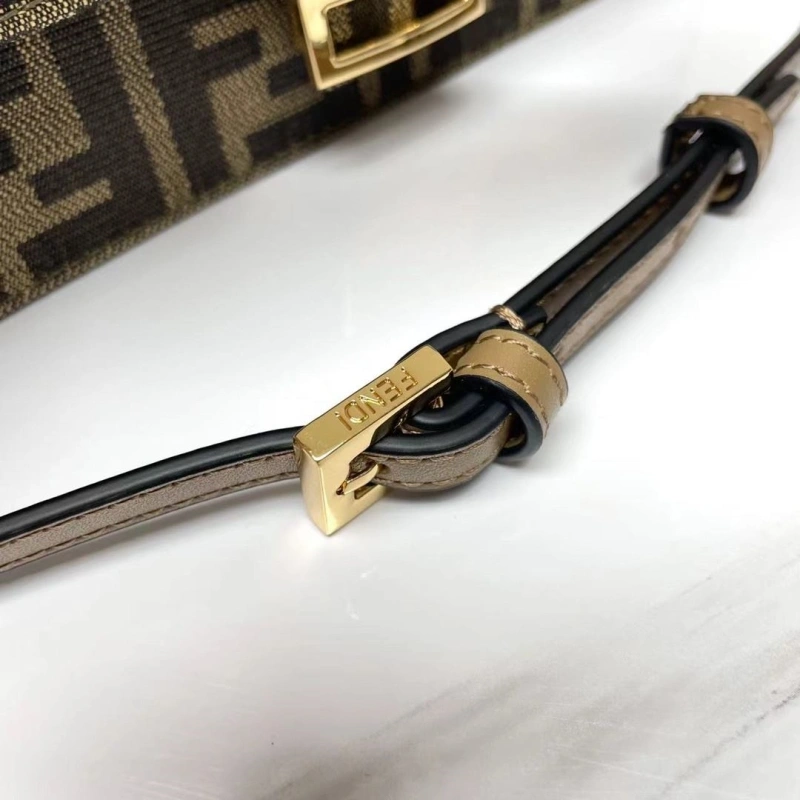 Fendi Baguette Bags 4370-0391