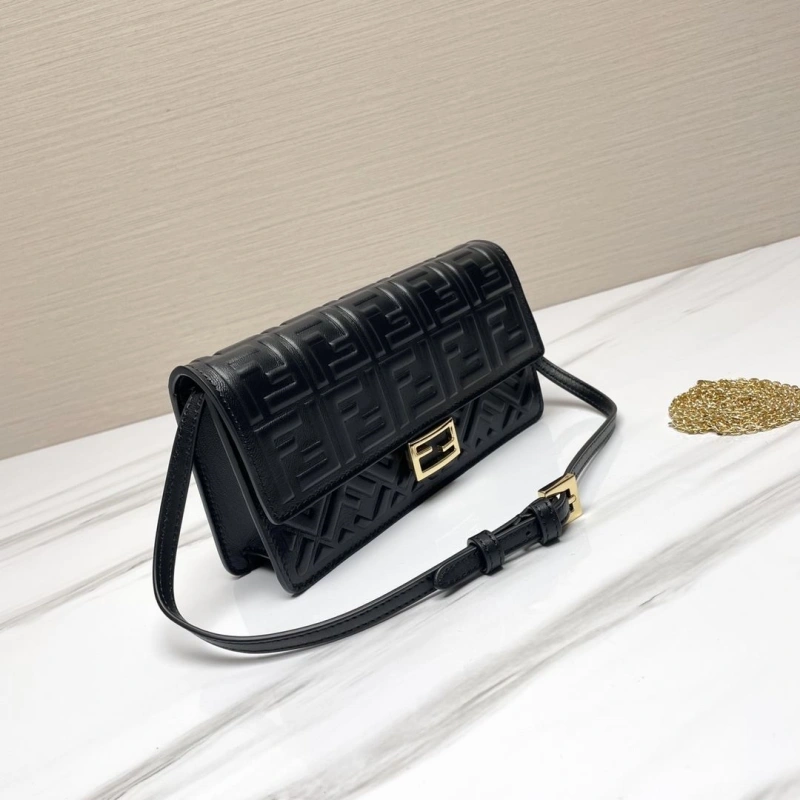 Fendi Baguette Bags 4370-0392