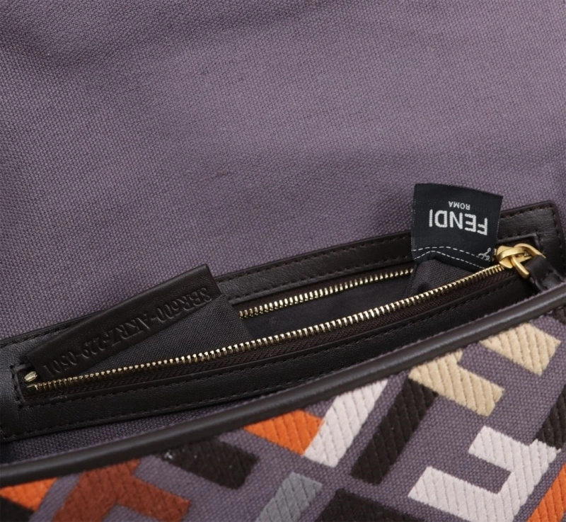 Fendi Baguette Bags 4370-0395